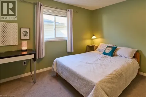 126 Snowdrop Crescent Kitchener ON N2E 4G7