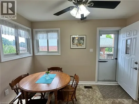 129 Broker Drive Hamilton ON L8T 2B8