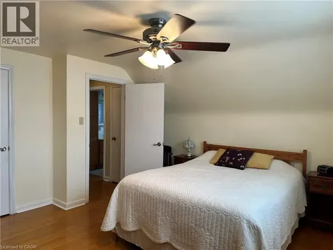 129 Broker Drive Hamilton ON L8T 2B8