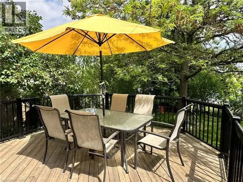 129 Broker Drive Hamilton ON L8T 2B8