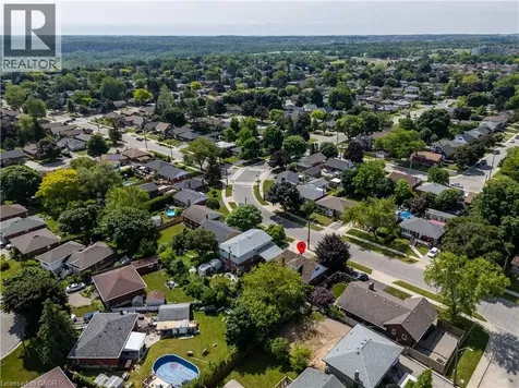 129 Broker Drive Hamilton ON L8T 2B8