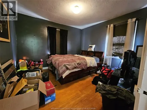 1040 Kennedy Drive West Windsor ON N9G 1T1