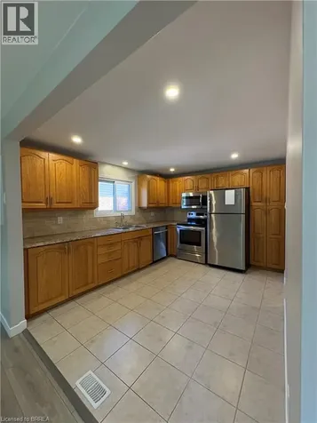 11 Nashua Drive Brantford ON N3P 1L1