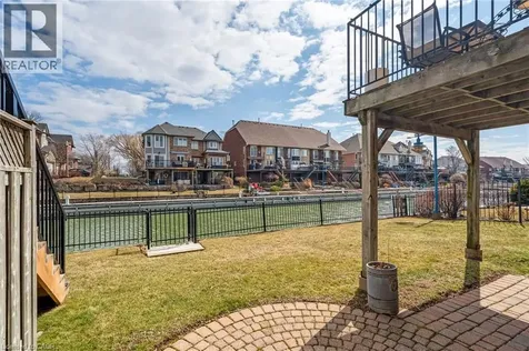 85 Edgewater Drive Stoney Creek ON L8E 4Z2