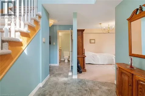 85 Edgewater Drive Stoney Creek ON L8E 4Z2