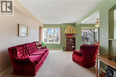 85 Edgewater Drive Stoney Creek ON L8E 4Z2