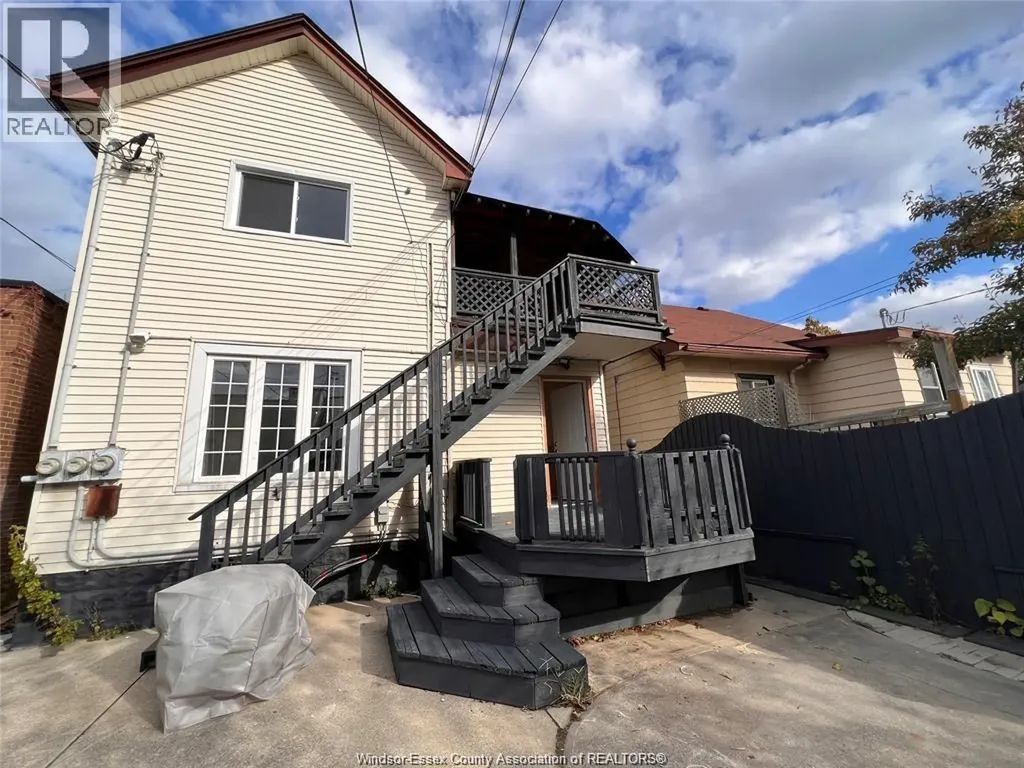 1315 Lincoln Road Windsor ON N8Y 2J2