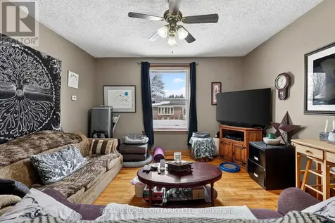 53-55 Wellington Street Halton Hills (ac Acton) ON L7J 2H1