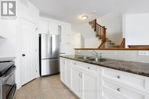 203 Bradwell Way Ottawa ON K1T 4J4