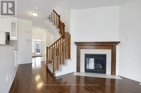 203 Bradwell Way Ottawa ON K1T 4J4