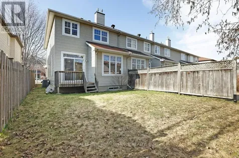 203 Bradwell Way Ottawa ON K1T 4J4
