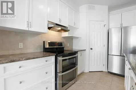203 Bradwell Way Ottawa ON K1T 4J4