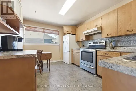 38 Beach Avenue Deep River ON K0J 1P0