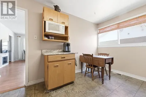 38 Beach Avenue Deep River ON K0J 1P0
