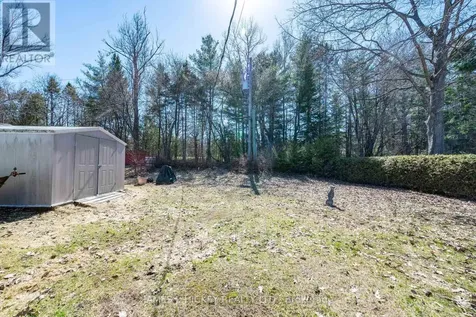 38 Beach Avenue Deep River ON K0J 1P0