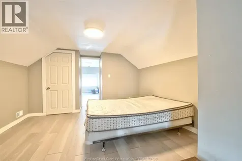 3264 Baby Street Windsor ON N9C 1K8