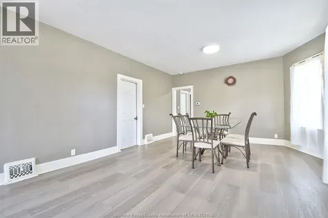 3264 Baby Street Windsor ON N9C 1K8
