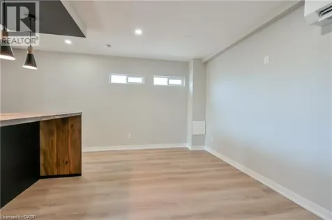 43 Mahony Avenue Hamilton ON L8H 3C3