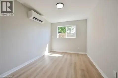 43 Mahony Avenue Hamilton ON L8H 3C3