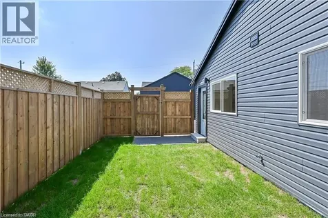 43 Mahony Avenue Hamilton ON L8H 3C3