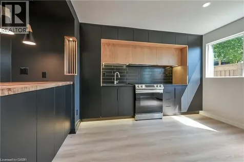 43 Mahony Avenue Hamilton ON L8H 3C3