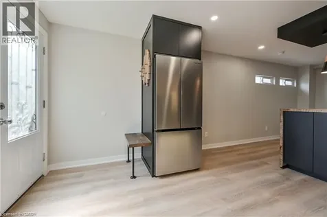 43 Mahony Avenue Hamilton ON L8H 3C3