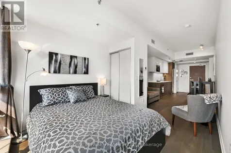 199 Slater Street Ottawa ON K1P 0C8