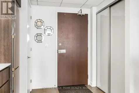 199 Slater Street Ottawa ON K1P 0C8