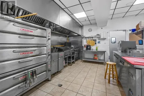 4055 Carling Avenue Ottawa ON K2K 2A4