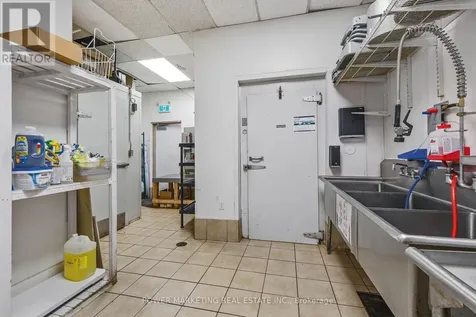4055 Carling Avenue Ottawa ON K2K 2A4
