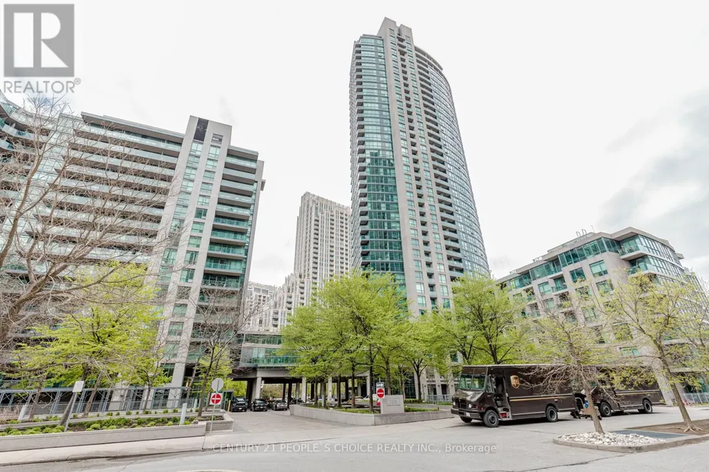 215 Fort York Boulevard Toronto (niagara) ON M5V 4A2