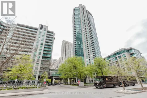 215 Fort York Boulevard Toronto (niagara) ON M5V 4A2