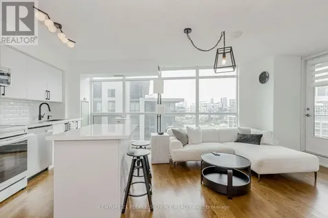 215 Fort York Boulevard Toronto (niagara) ON M5V 4A2
