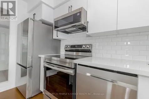 215 Fort York Boulevard Toronto (niagara) ON M5V 4A2