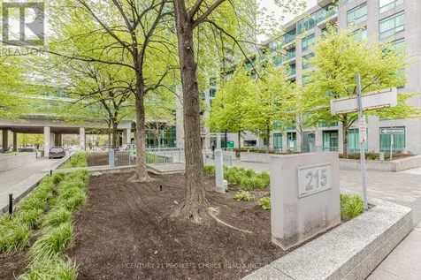 215 Fort York Boulevard Toronto (niagara) ON M5V 4A2