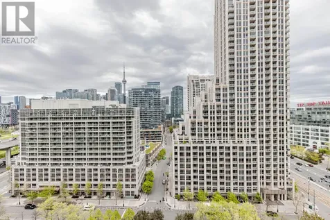215 Fort York Boulevard Toronto (niagara) ON M5V 4A2