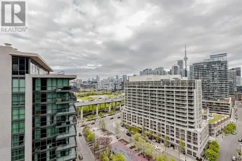 215 Fort York Boulevard Toronto (niagara) ON M5V 4A2