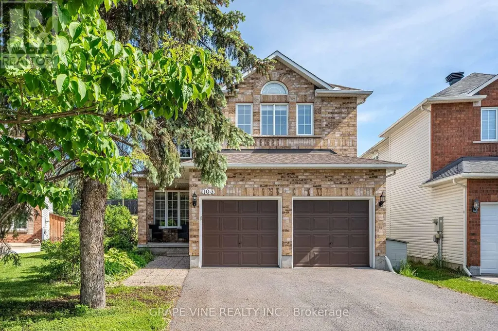103 Rowallen Place Ottawa ON K1T 4E3