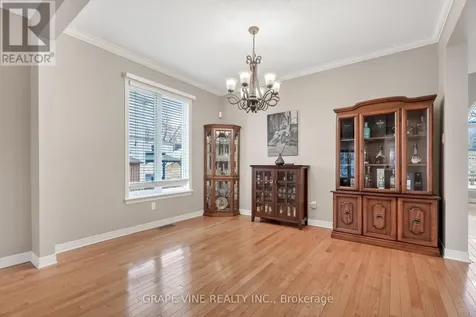 103 Rowallen Place Ottawa ON K1T 4E3