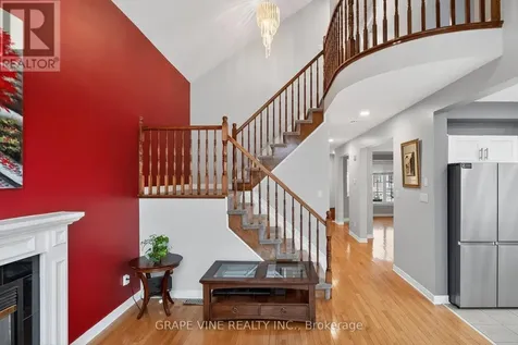 103 Rowallen Place Ottawa ON K1T 4E3
