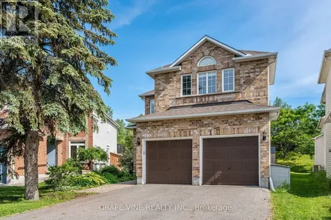 103 Rowallen Place Ottawa ON K1T 4E3