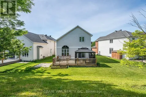 103 Rowallen Place Ottawa ON K1T 4E3