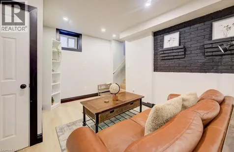 8 Spring Street East Waterloo ON N2J 2L8