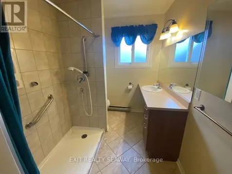 1311 Walton Street Cornwall ON K6H 1V5