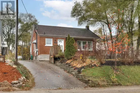 839 Stirling Avenue South Kitchener ON N2M 3K4