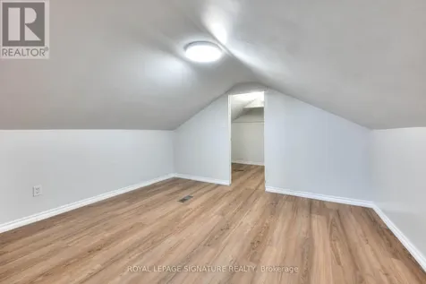 839 Stirling Avenue South Kitchener ON N2M 3K4