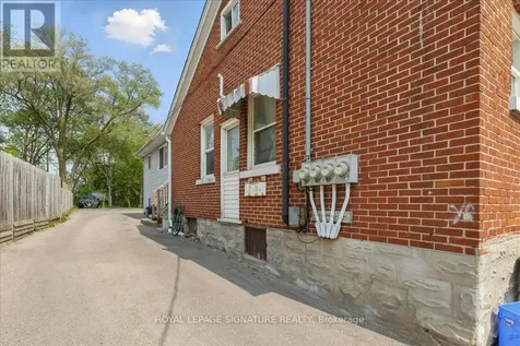 839 Stirling Avenue South Kitchener ON N2M 3K4
