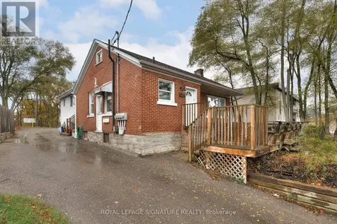839 Stirling Avenue South Kitchener ON N2M 3K4