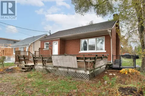 839 Stirling Avenue South Kitchener ON N2M 3K4