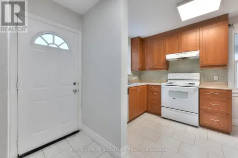 839 Stirling Avenue South Kitchener ON N2M 3K4